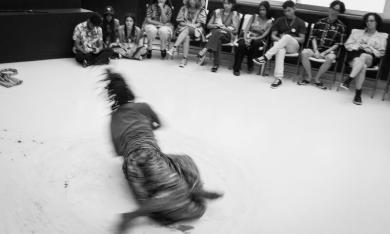 Translação / Rotação: os ossos do corpo movem-se com a Terra